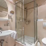 Bed & Breakfast Weinhaus Wiedemann 3*