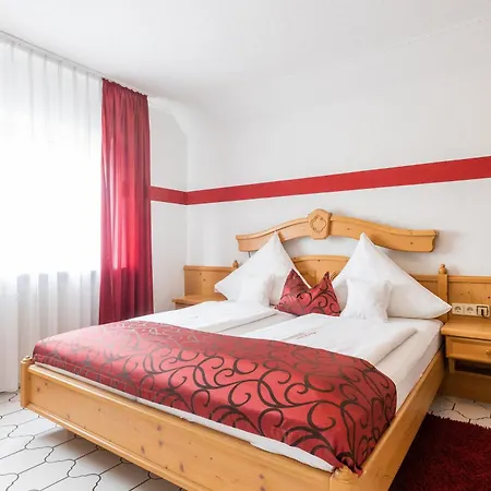 Weinhaus Wiedemann Hotell Ginsheim