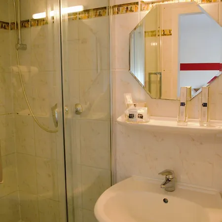 Weinhaus Wiedemann 3* Ginsheim