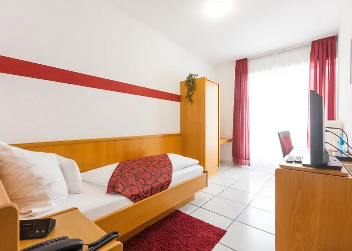 Weinhaus Wiedemann 3* Ginsheim