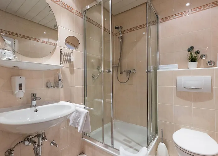 Hotel Weinhaus Wiedemann 3*