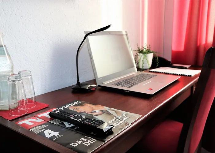 Weinhaus Wiedemann Hotel Ginsheim